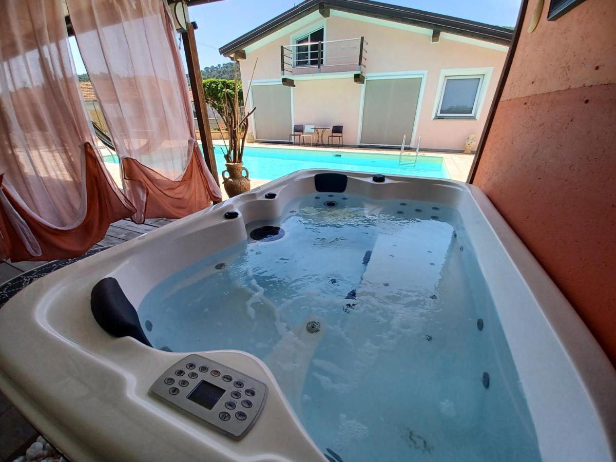 Veggia Butega Villa Diano San Pietro Ngoại thất bức ảnh